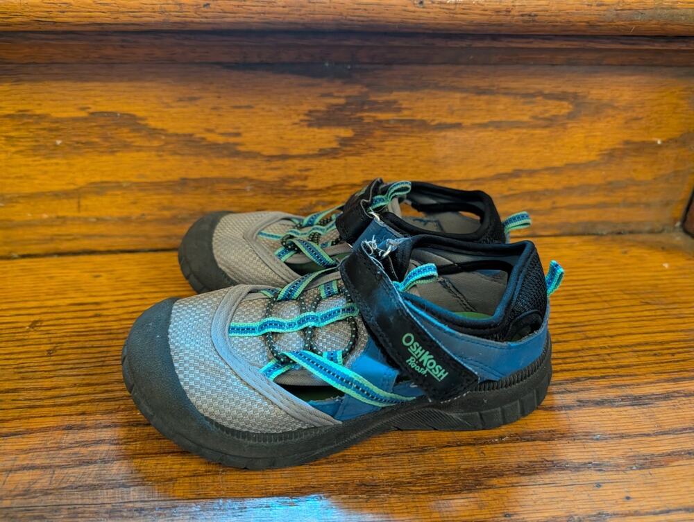 Oshkosh Water Sneakers Toddler Boys Size 11 Blue Gray Black Shoes